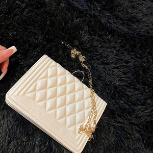 Elegant White Quilted Women's Bag